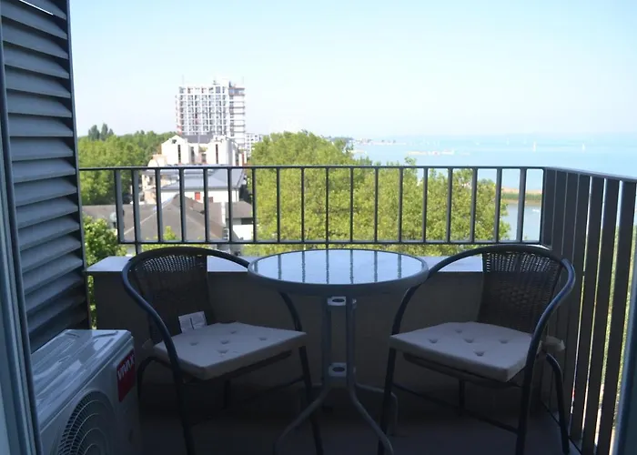 Second Home Luxury Apartman